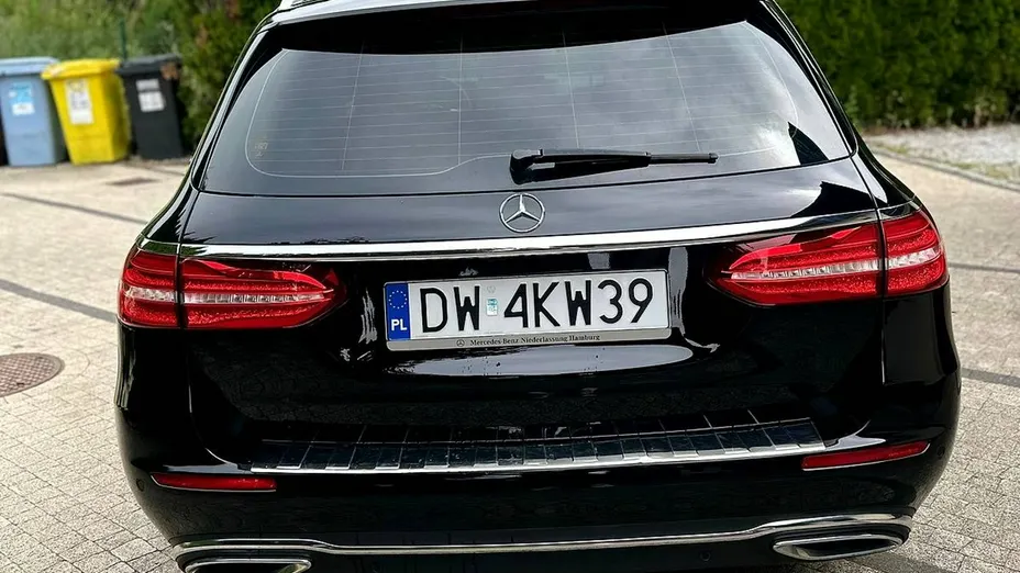 MERCEDES-BENZ E Klasa -