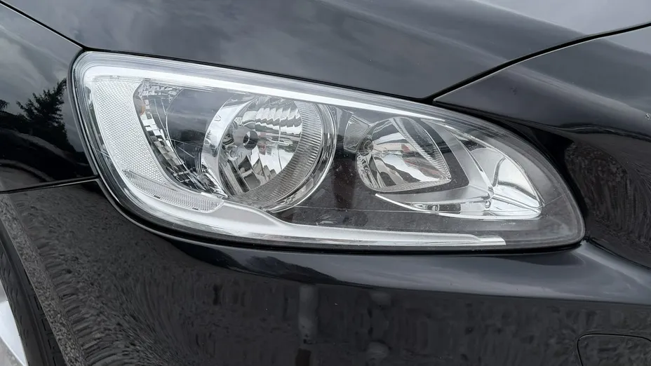 VOLVO S60 -