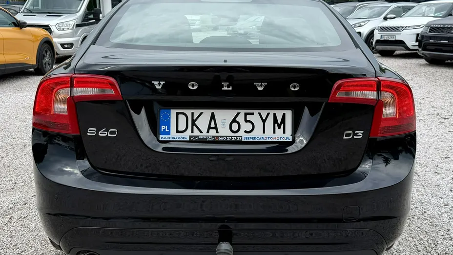 VOLVO S60 -