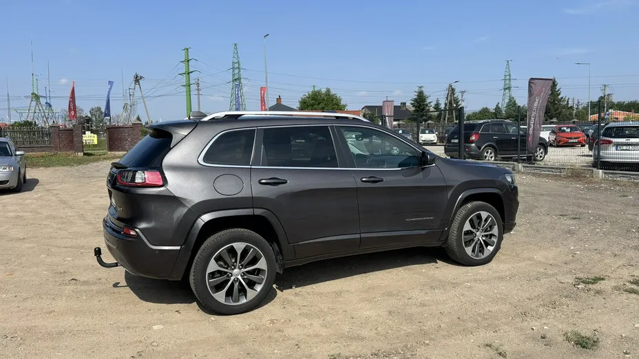 JEEP Cherokee -