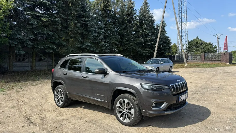 JEEP Cherokee -