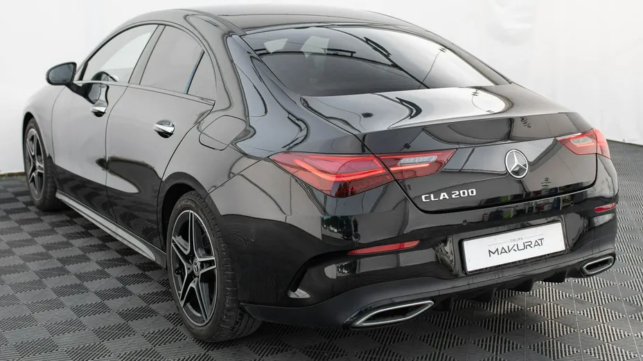 MERCEDES-BENZ CLA -