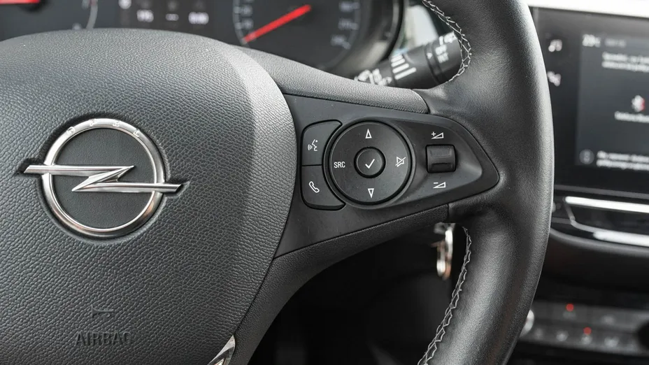 OPEL Corsa -