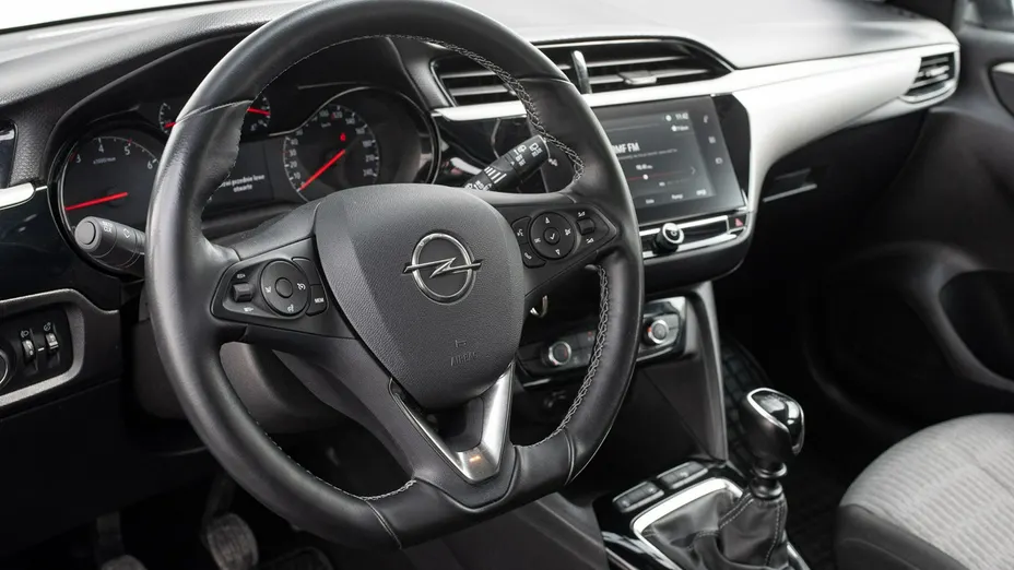OPEL Corsa -