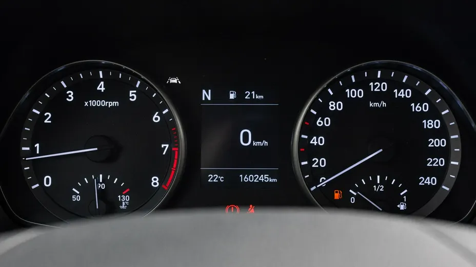 HYUNDAI i30 -
