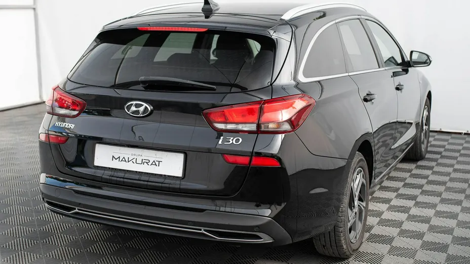 HYUNDAI i30 -