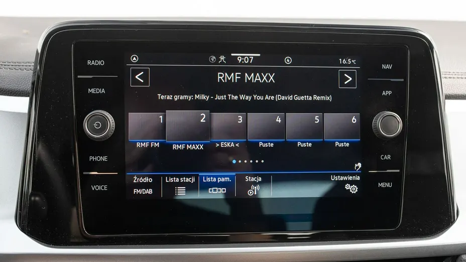 VOLKSWAGEN T-ROC -