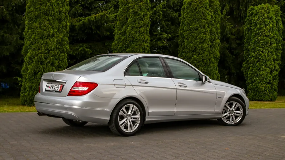 MERCEDES-BENZ C Klasa -
