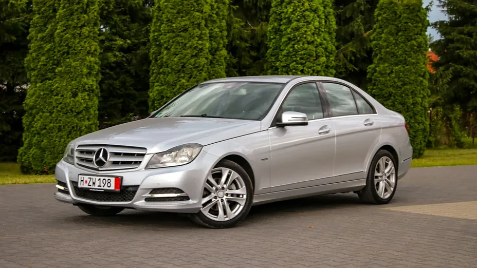 MERCEDES-BENZ C Klasa -