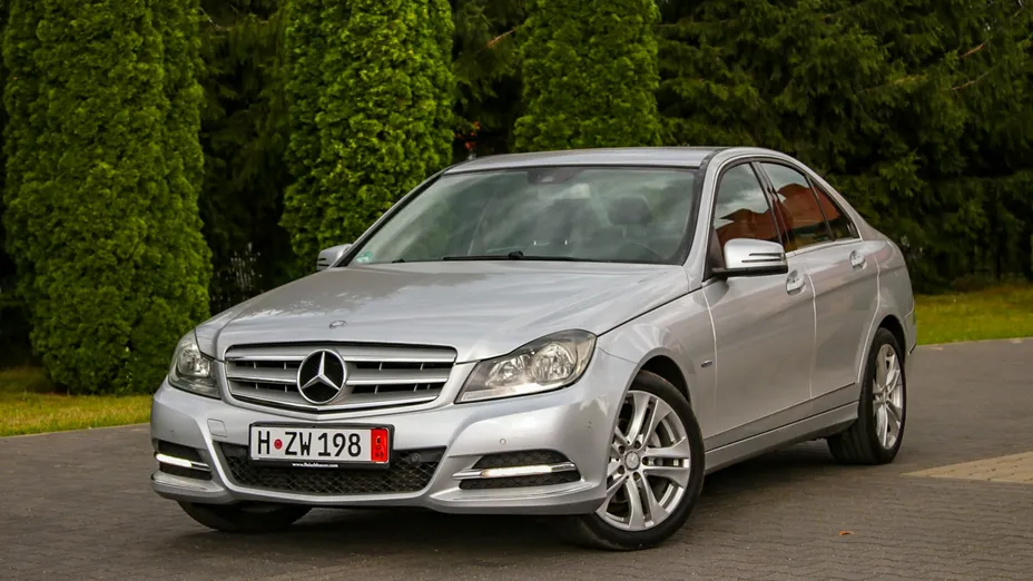 MERCEDES-BENZ C Klasa -