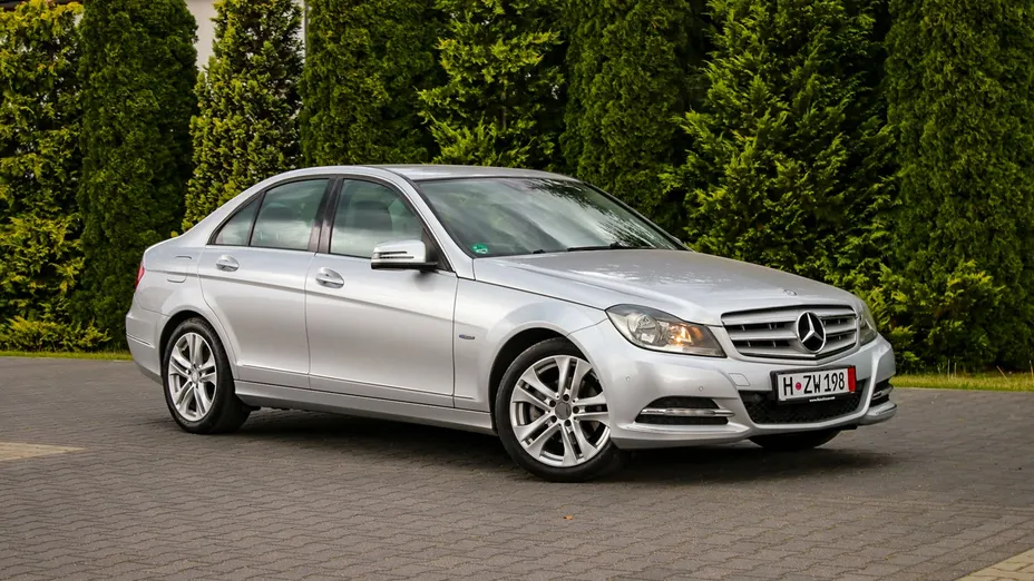 MERCEDES-BENZ C Klasa -