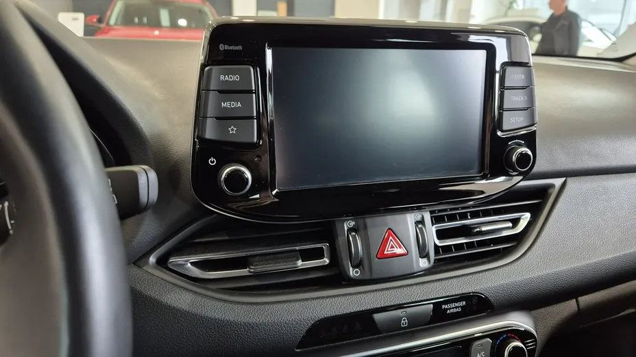 HYUNDAI i30 -