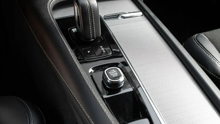 VOLVO XC90 -