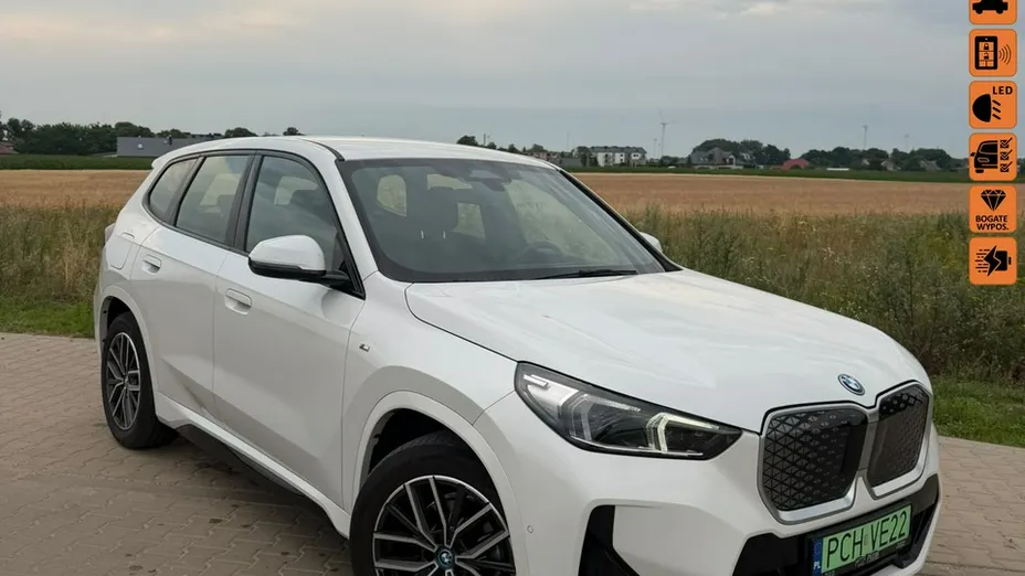 BMW iX1 -