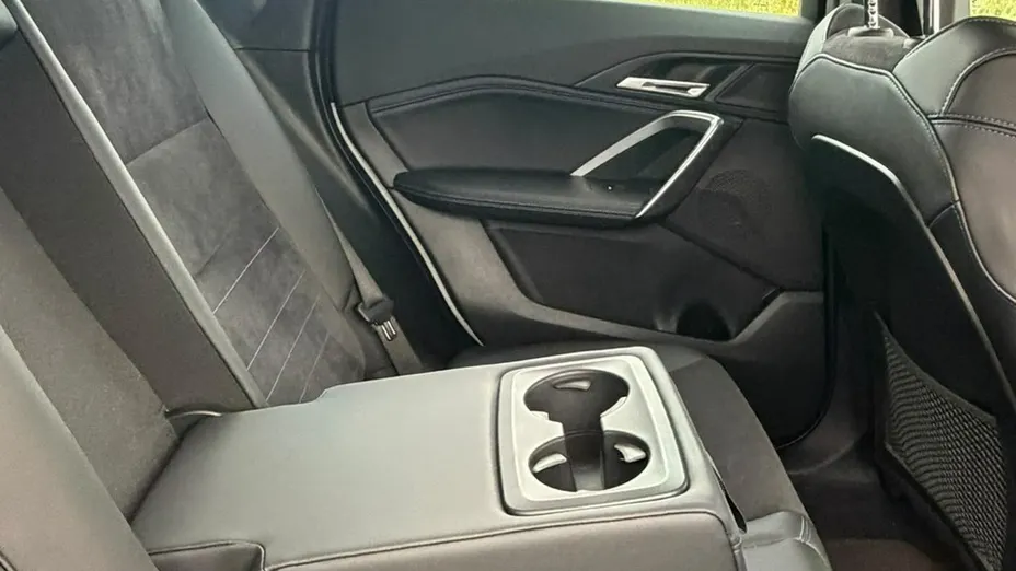 BMW iX1 -