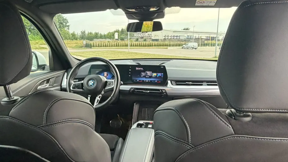 BMW iX1 -