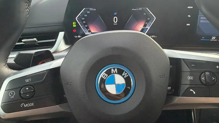 BMW iX1 -