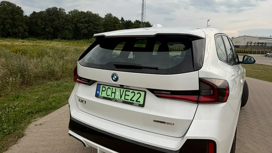 BMW iX1 -