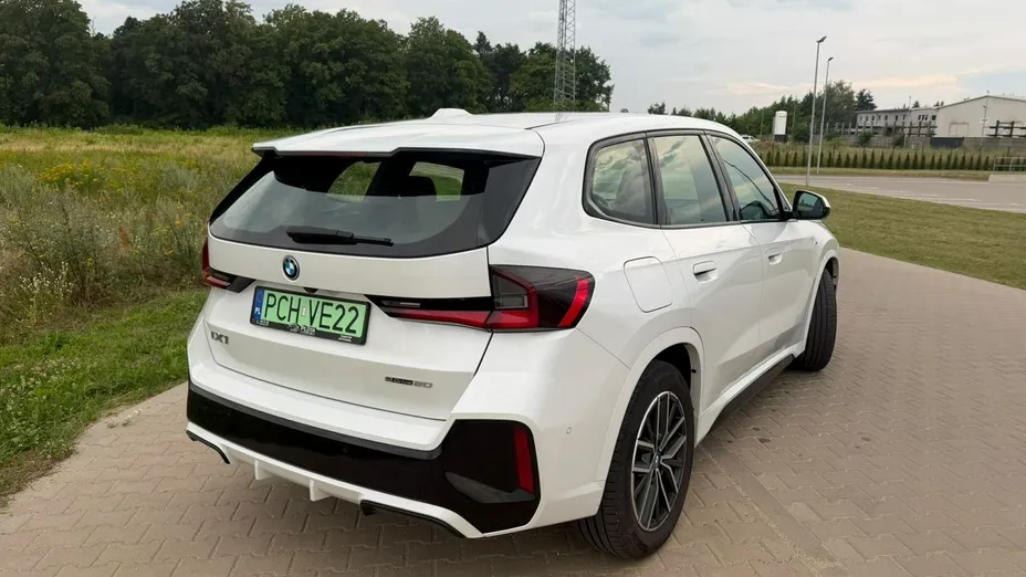 BMW iX1 -