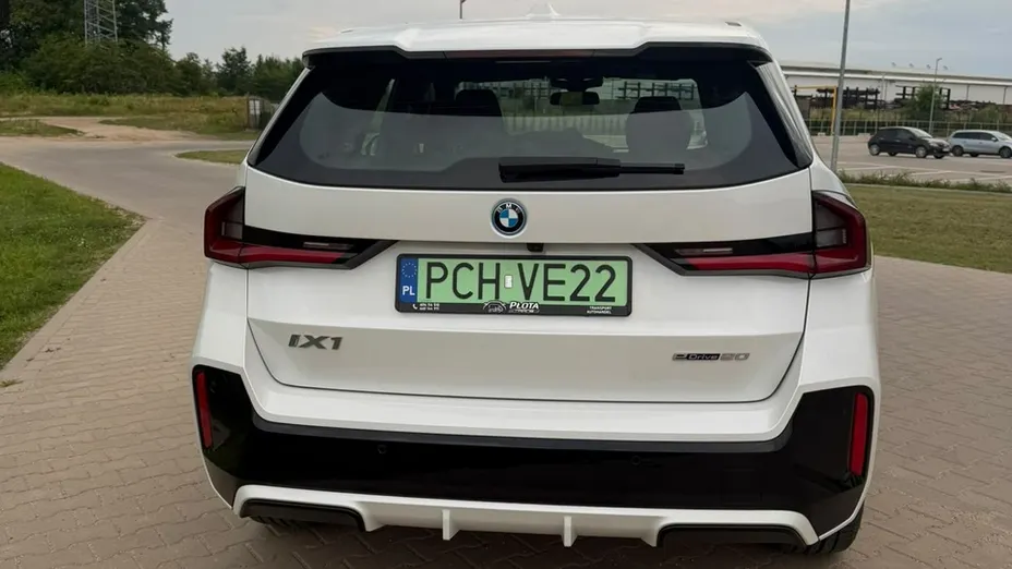 BMW iX1 -