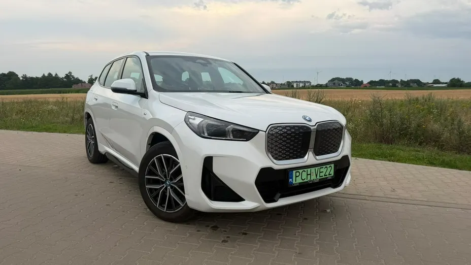 BMW iX1 -
