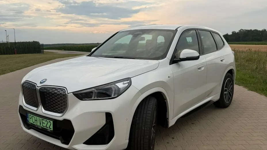 BMW iX1 -