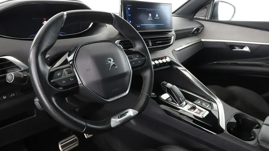 PEUGEOT 3008 -