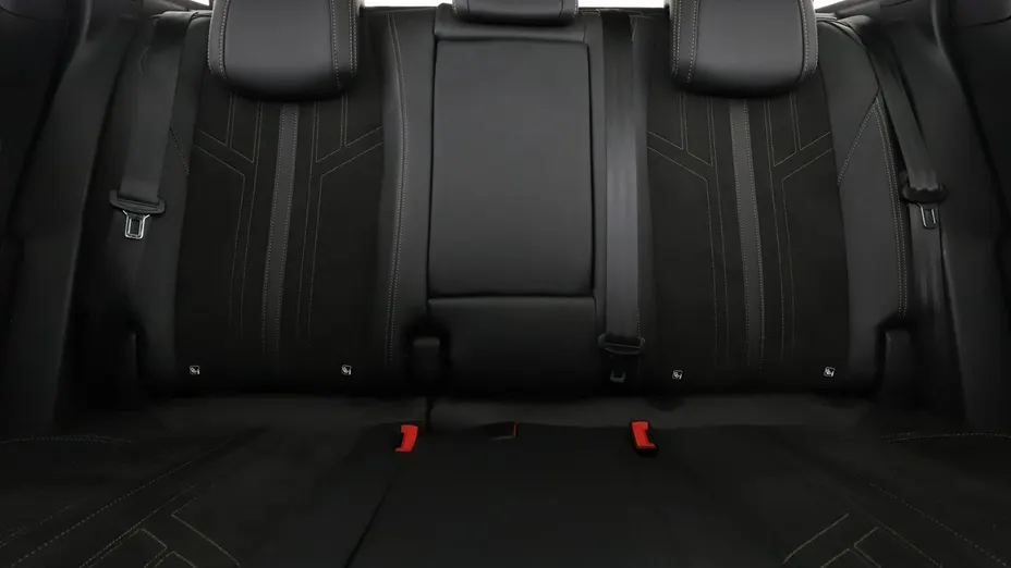 PEUGEOT 3008 -