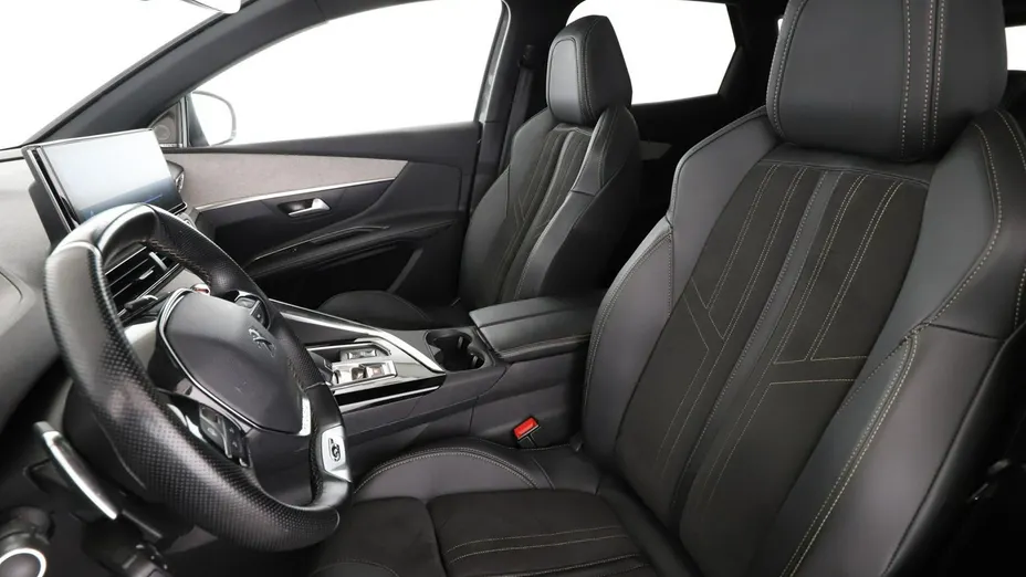 PEUGEOT 3008 -