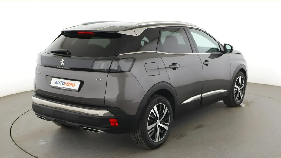 PEUGEOT 3008 -