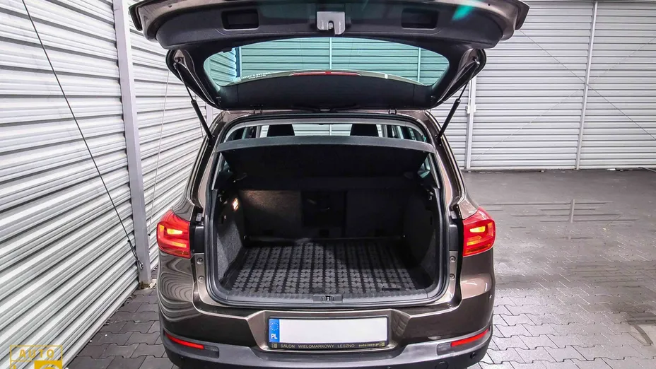 VOLKSWAGEN Tiguan -