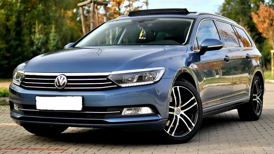 VOLKSWAGEN Passat -