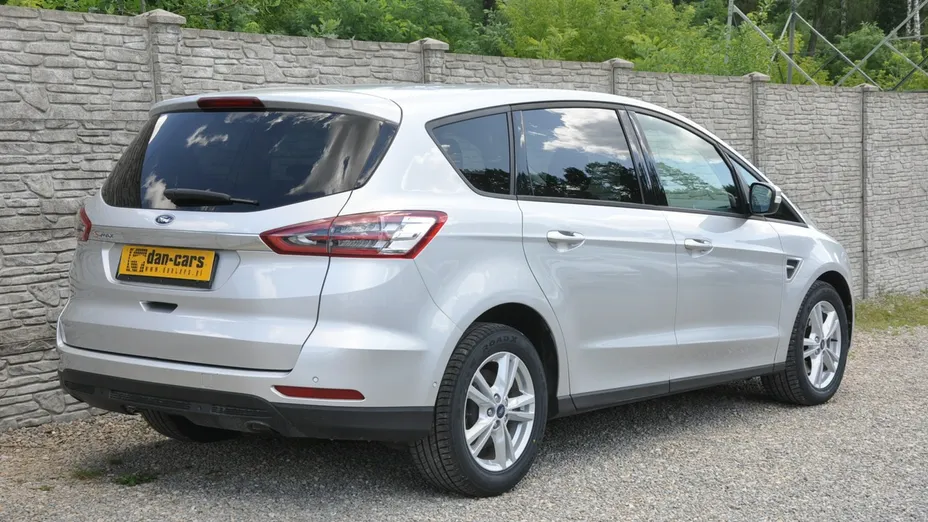 FORD S-MAX -