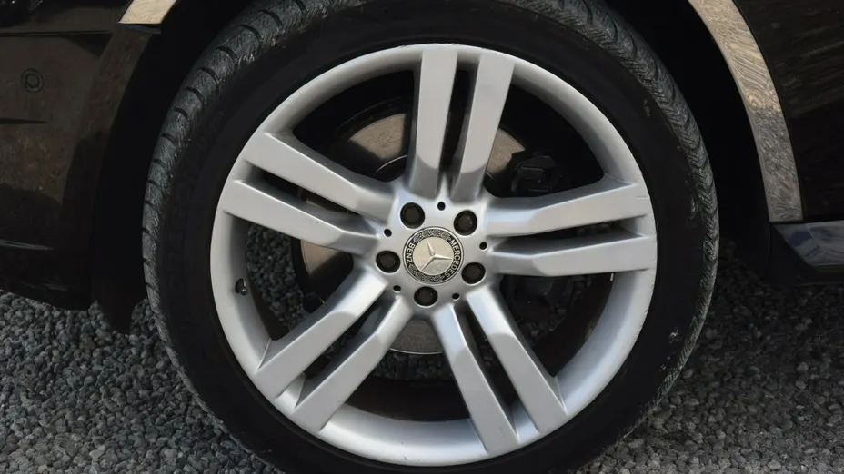 MERCEDES-BENZ GLK -