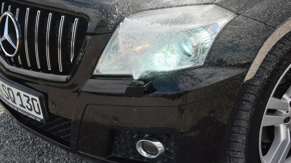 MERCEDES-BENZ GLK -