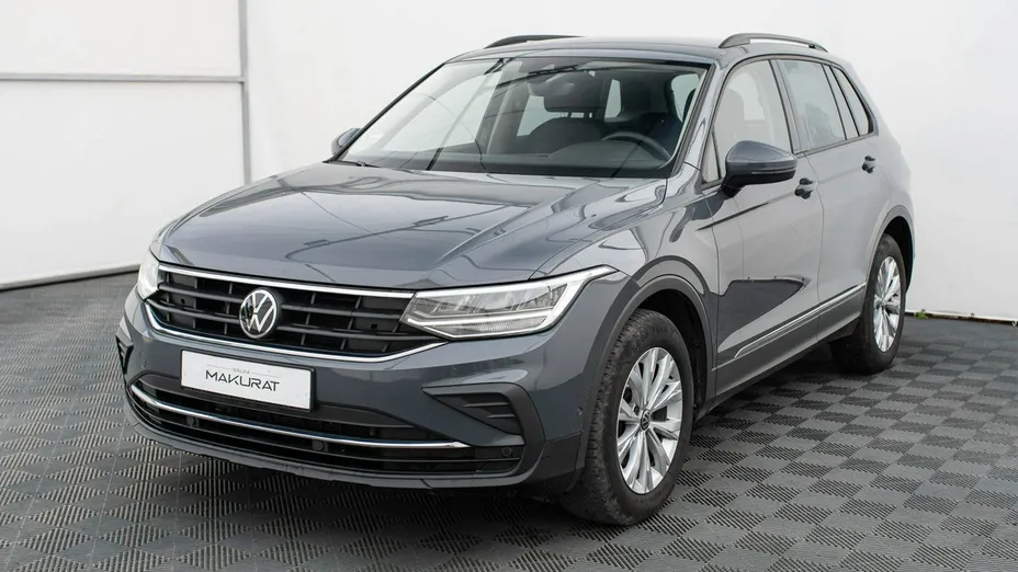 VOLKSWAGEN Tiguan -