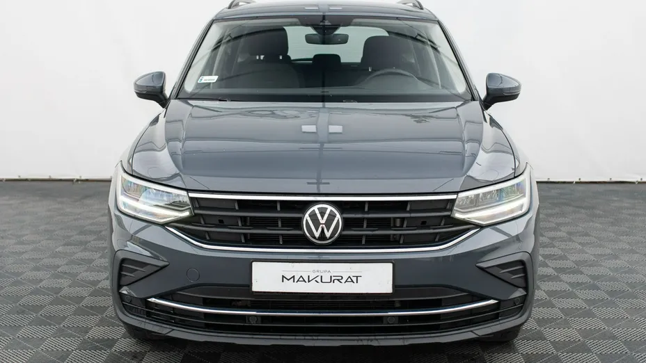 VOLKSWAGEN Tiguan -