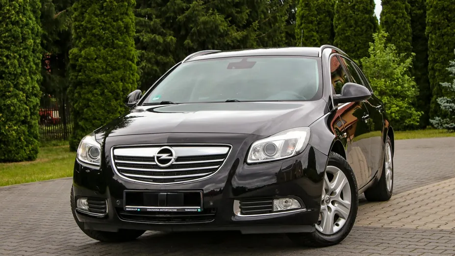 OPEL Insignia -