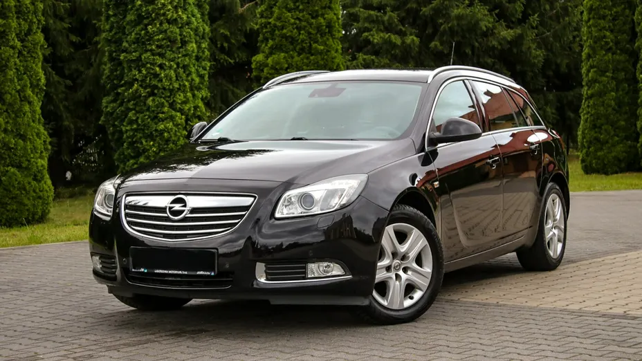 OPEL Insignia -