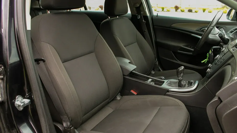 OPEL Insignia -