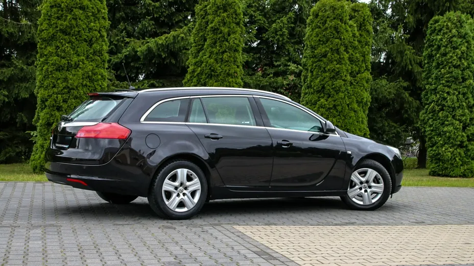 OPEL Insignia -
