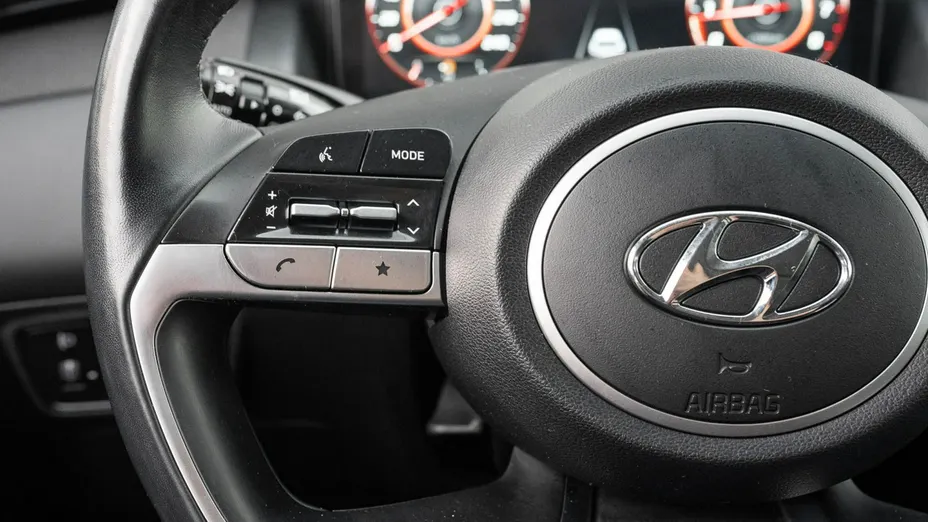 HYUNDAI Tucson -