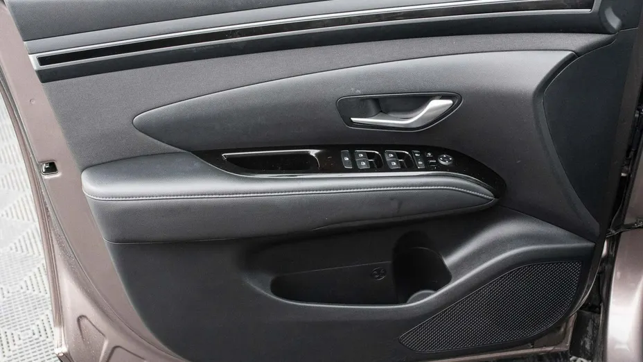 HYUNDAI Tucson -