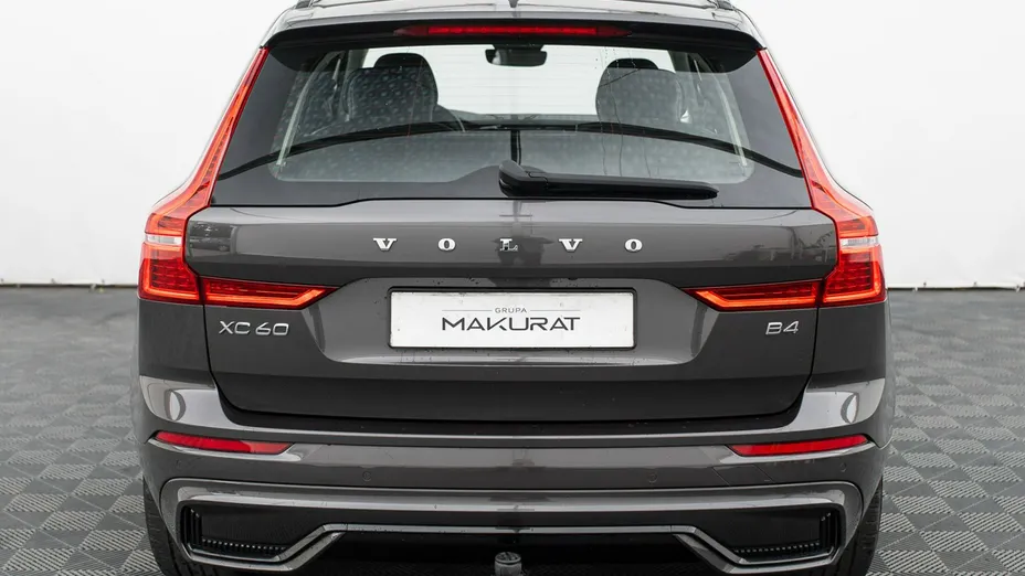 VOLVO XC60 -