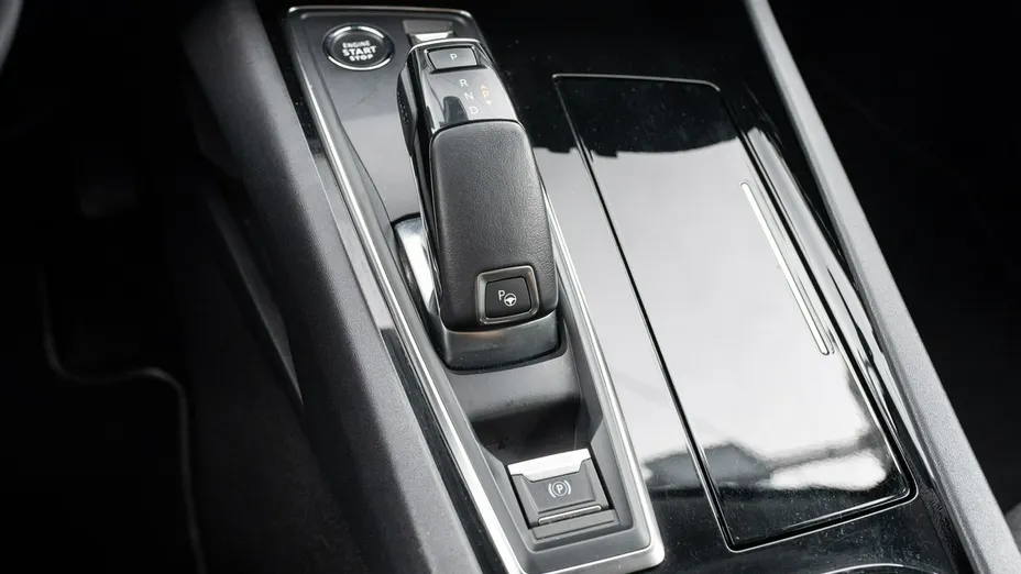 PEUGEOT 508 -