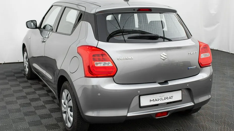 SUZUKI Swift -