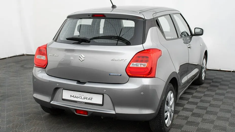 SUZUKI Swift -