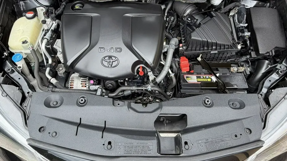 TOYOTA Avensis -