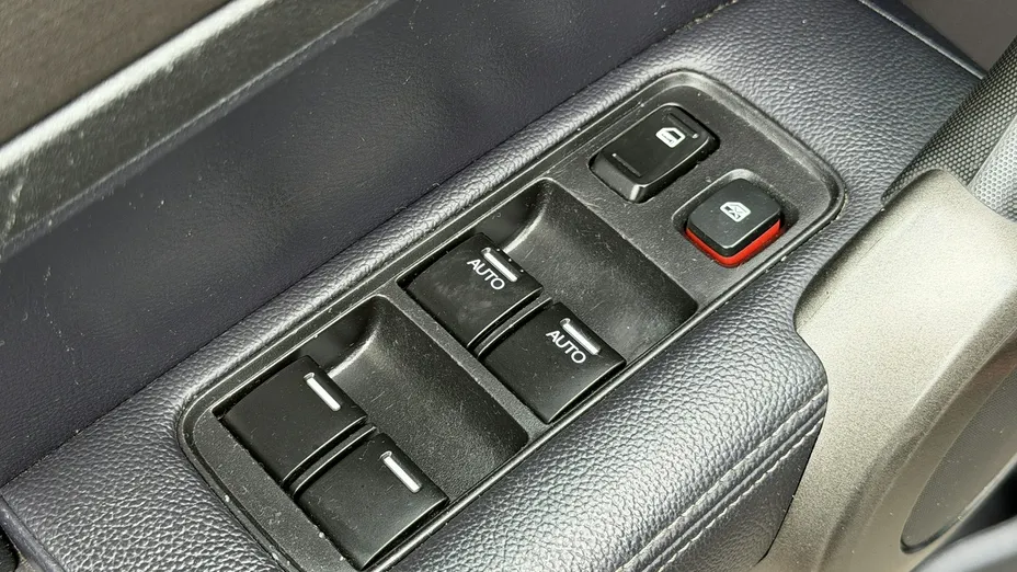 HONDA CR-V -