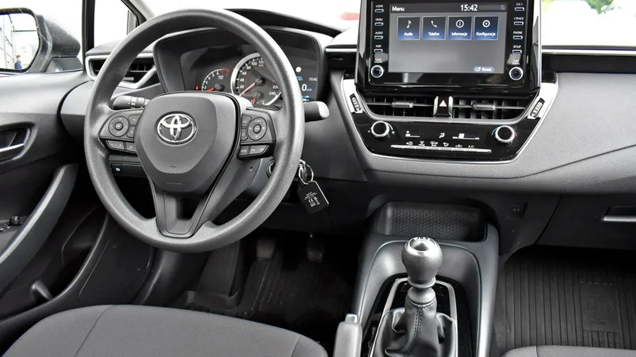 TOYOTA Corolla -